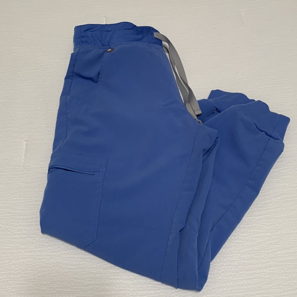 Figs ciel blue jogger scrub pants